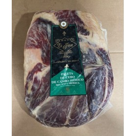 Paleta Ibérica Cebo Campo Deshuesada la joya
